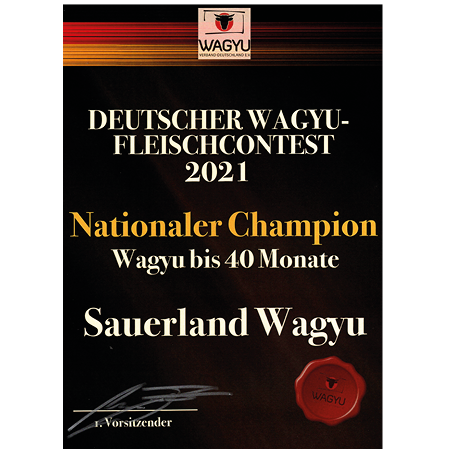 Deutscher Wagyu Fleischcontest 2021, Nationaler Champion, Wagyu bis 40 Monate, Wagyu Sauerland, rib i steak, ein eye steak auf weißem Hintergrund, entrecôte rib eye steak preis, Wagyu Rib Eye mit starker Marmorierung, verschiedene Wagyu-Rindfleischspezialitäten